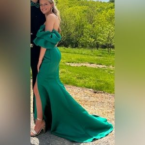 Terani Couture Emerald Green Prom Dress